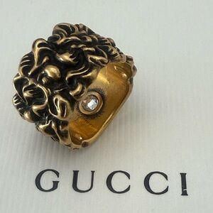 GUCCI Lion Hair Rhinestone Gold Tone Ring